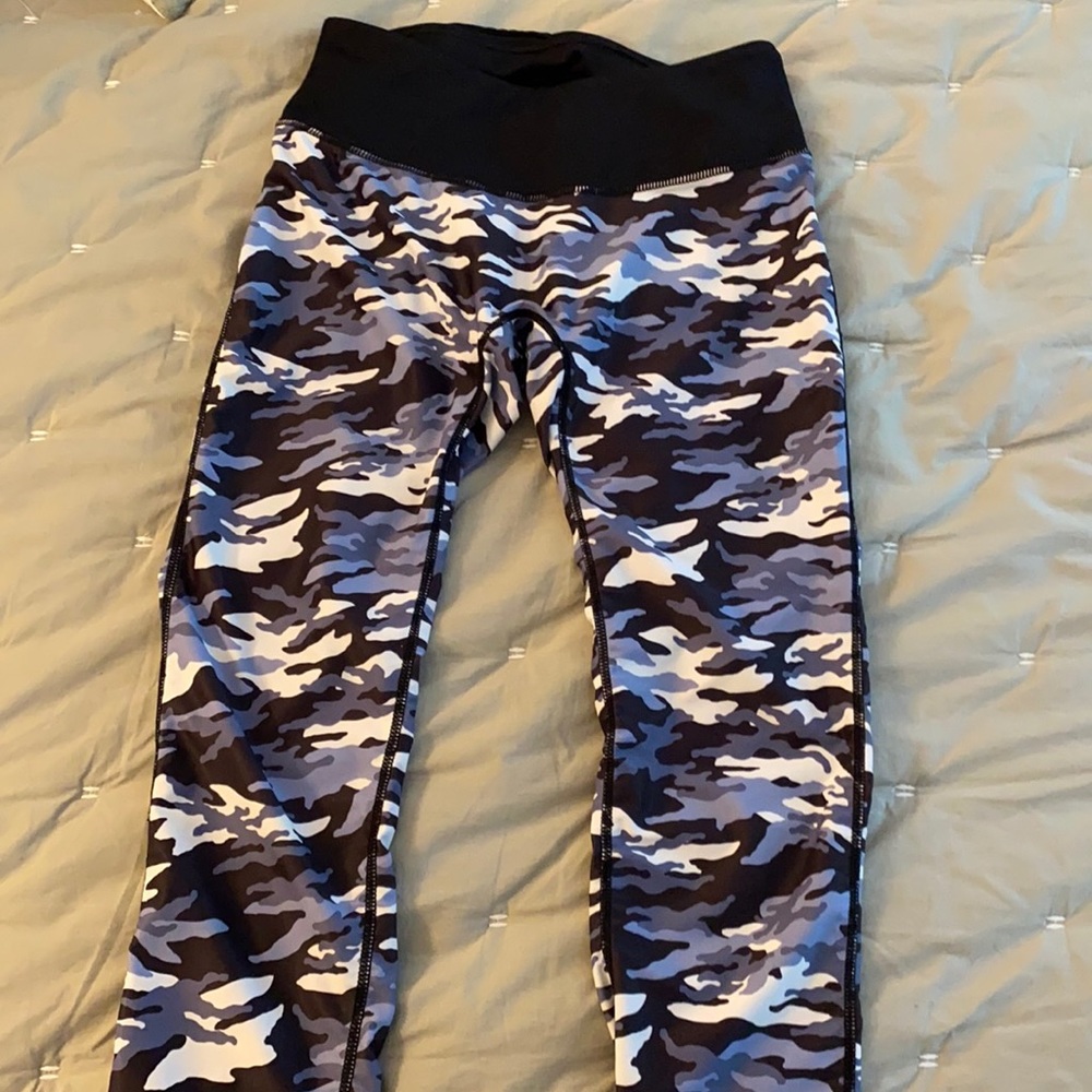Camo leggings